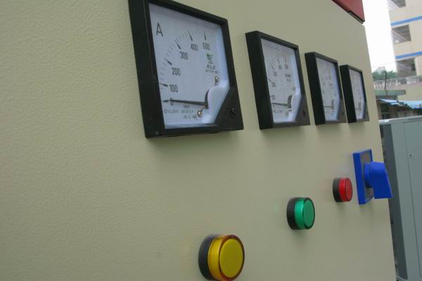 宝安配电柜-3683讲讲配电柜注意事项